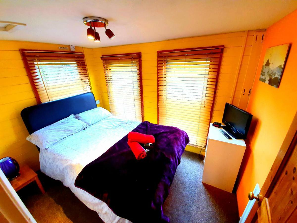 Palm Cottage レッドラス エクステリア 写真